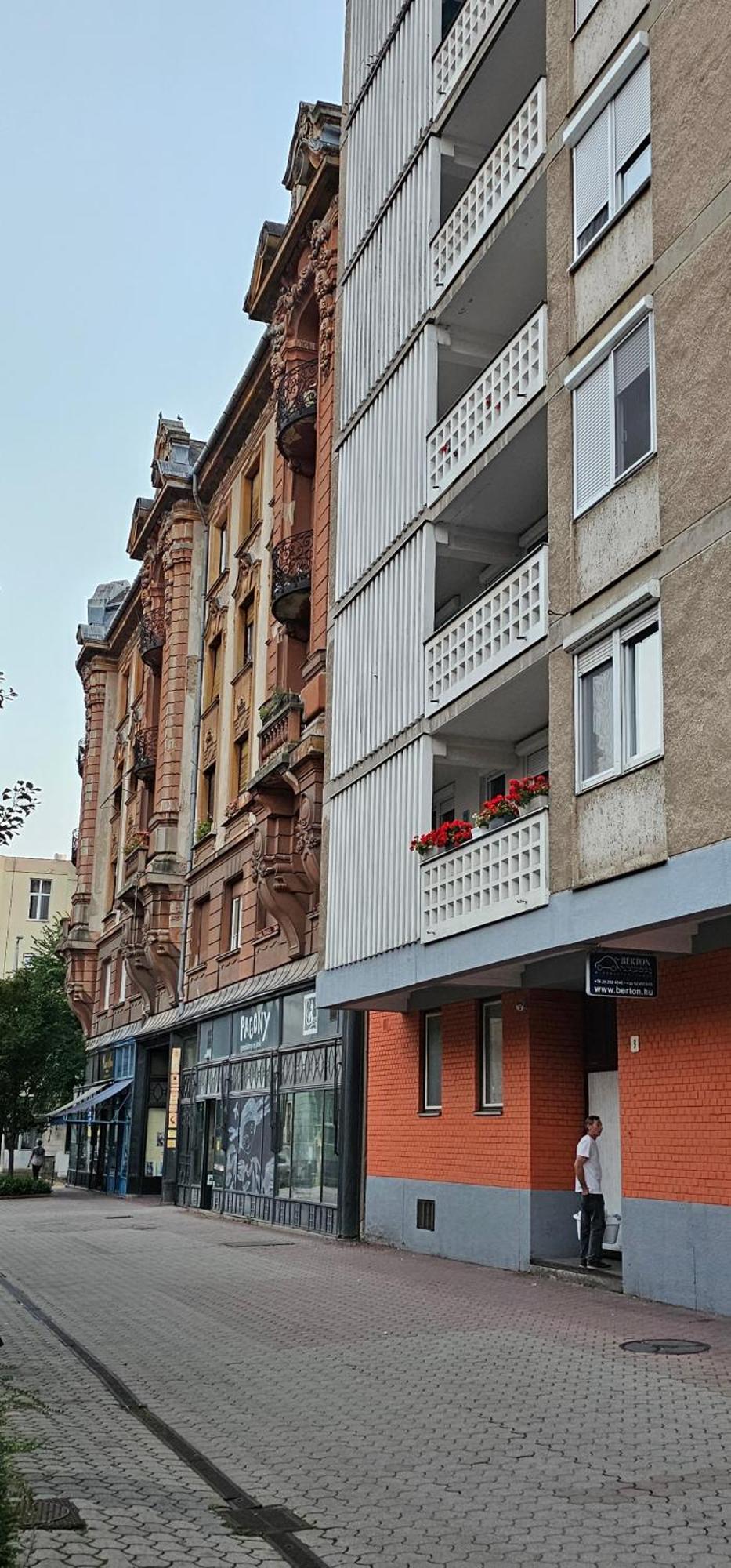Anna Gyoengye Apartman Дебрецен Экстерьер фото