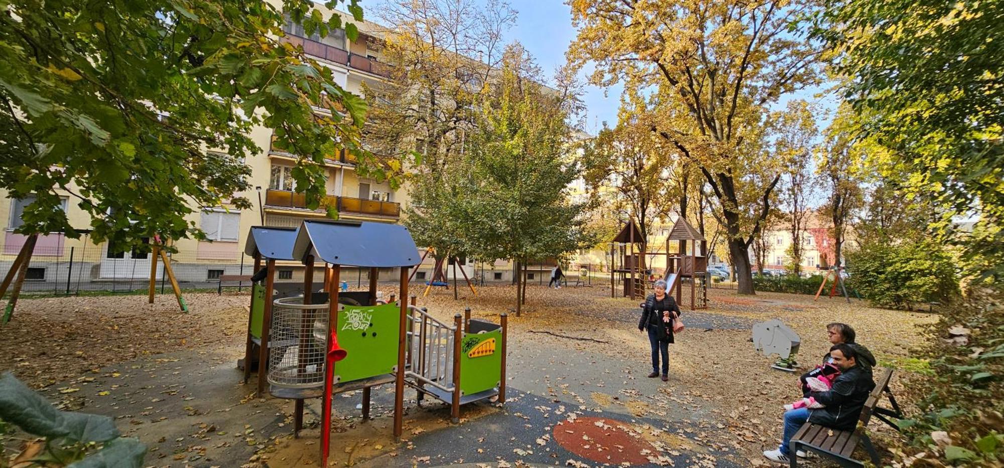 Anna Gyoengye Apartman Дебрецен Экстерьер фото